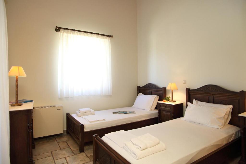 Kydonies Villas Frínion Room photo