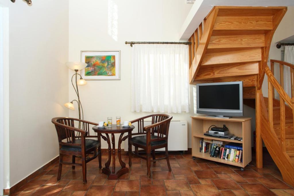 Kydonies Villas Frínion Room photo