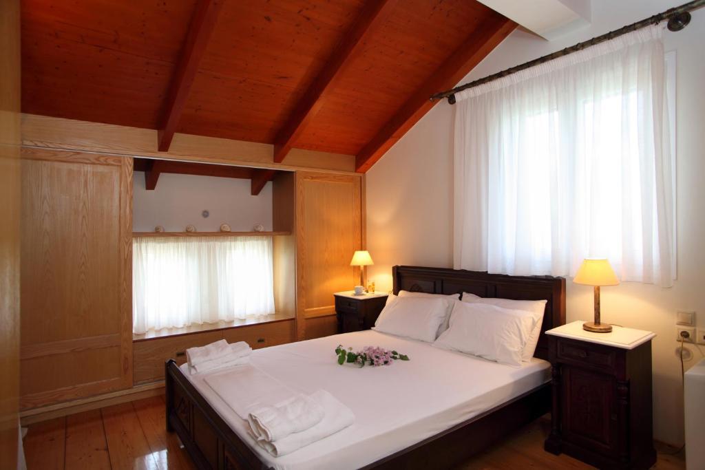 Kydonies Villas Frínion Room photo